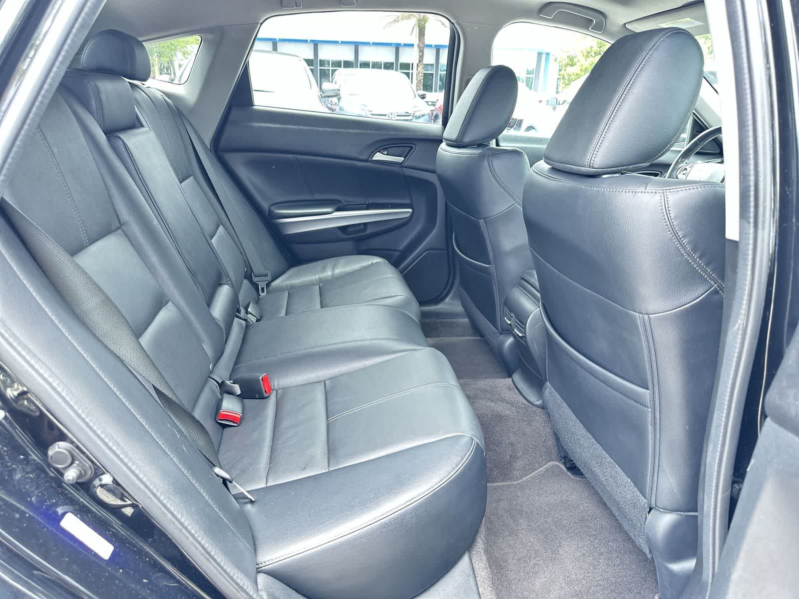 Thumbnail: 2015 Honda Crosstour - 16