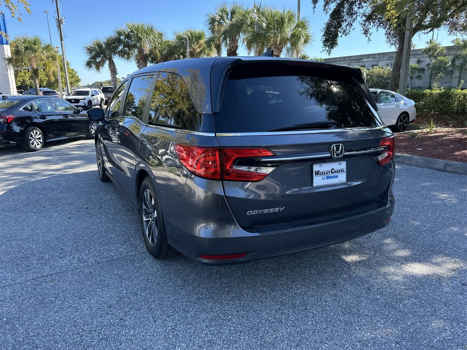 Thumbnail: 2023 Honda Odyssey - 4