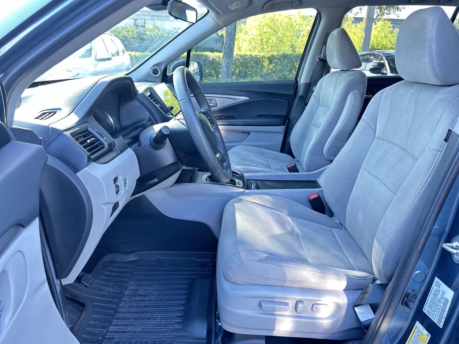 Thumbnail: 2020 Honda Pilot - 11