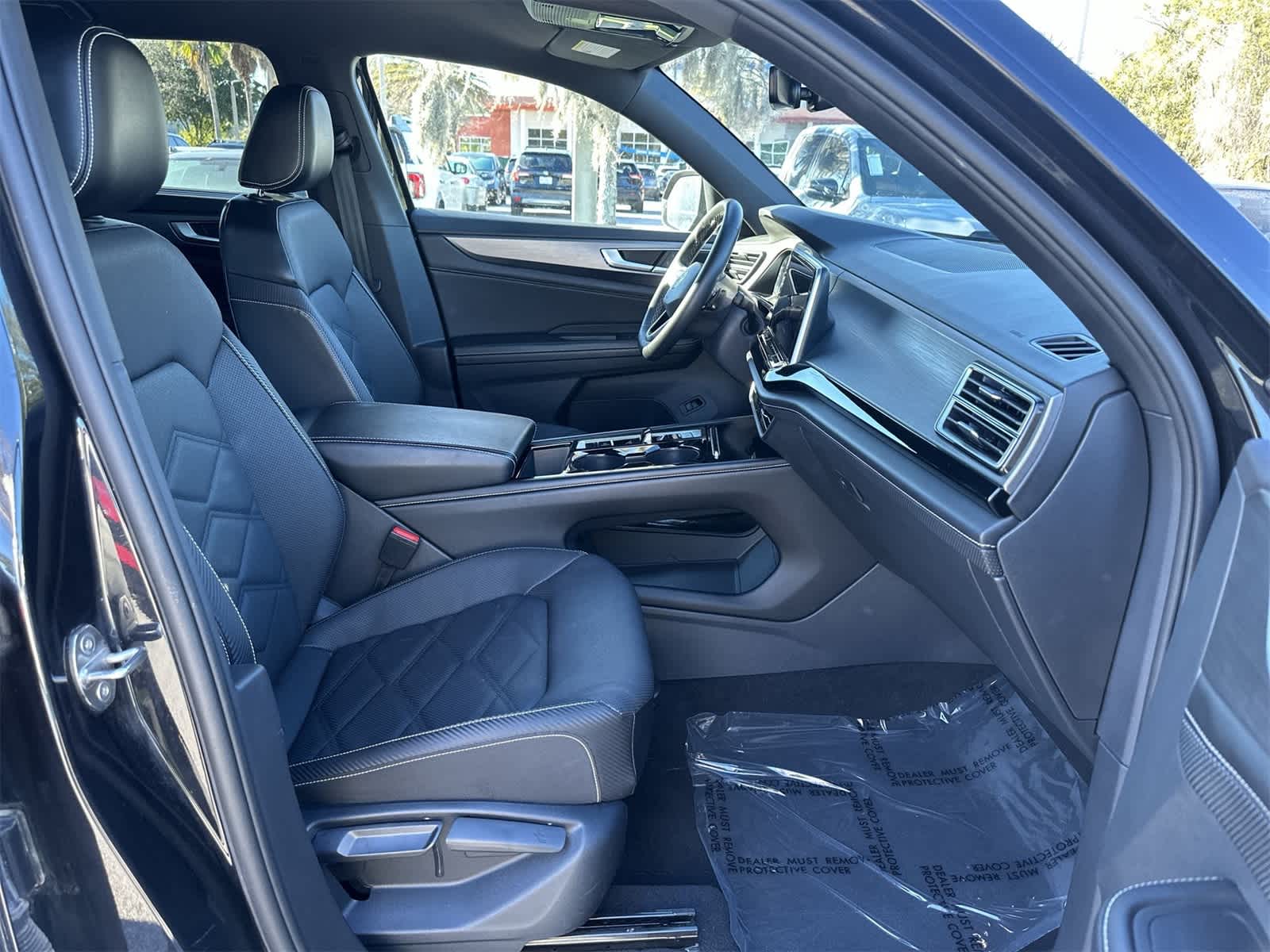 Thumbnail: 2024 Volkswagen Atlas - 17