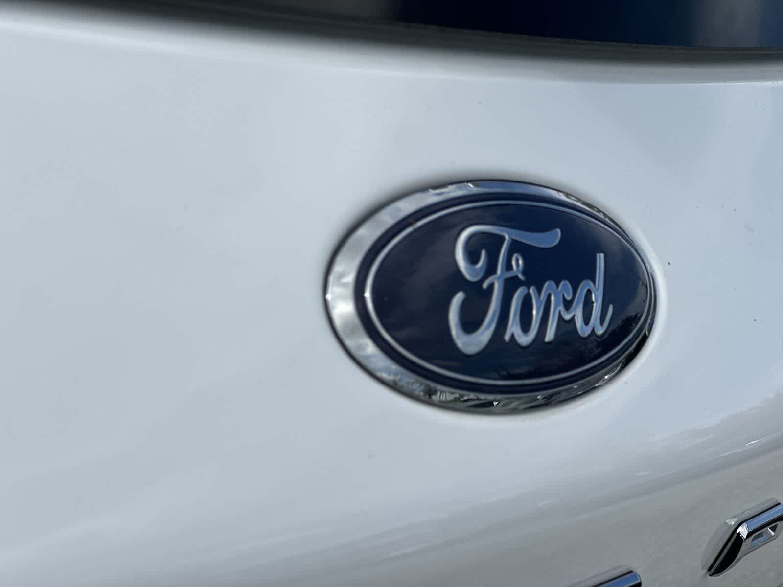 Thumbnail: 2024 Ford Escape - 10