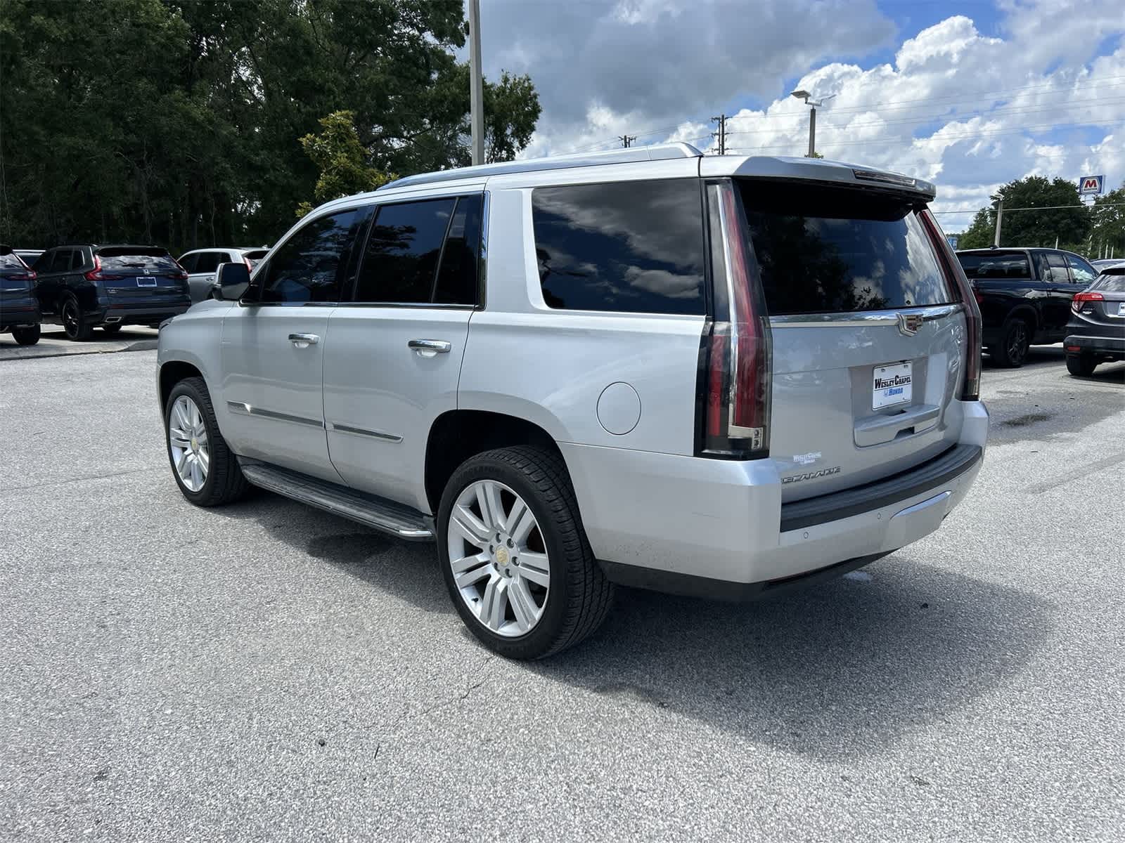 Thumbnail: 2015 Cadillac Escalade - 4
