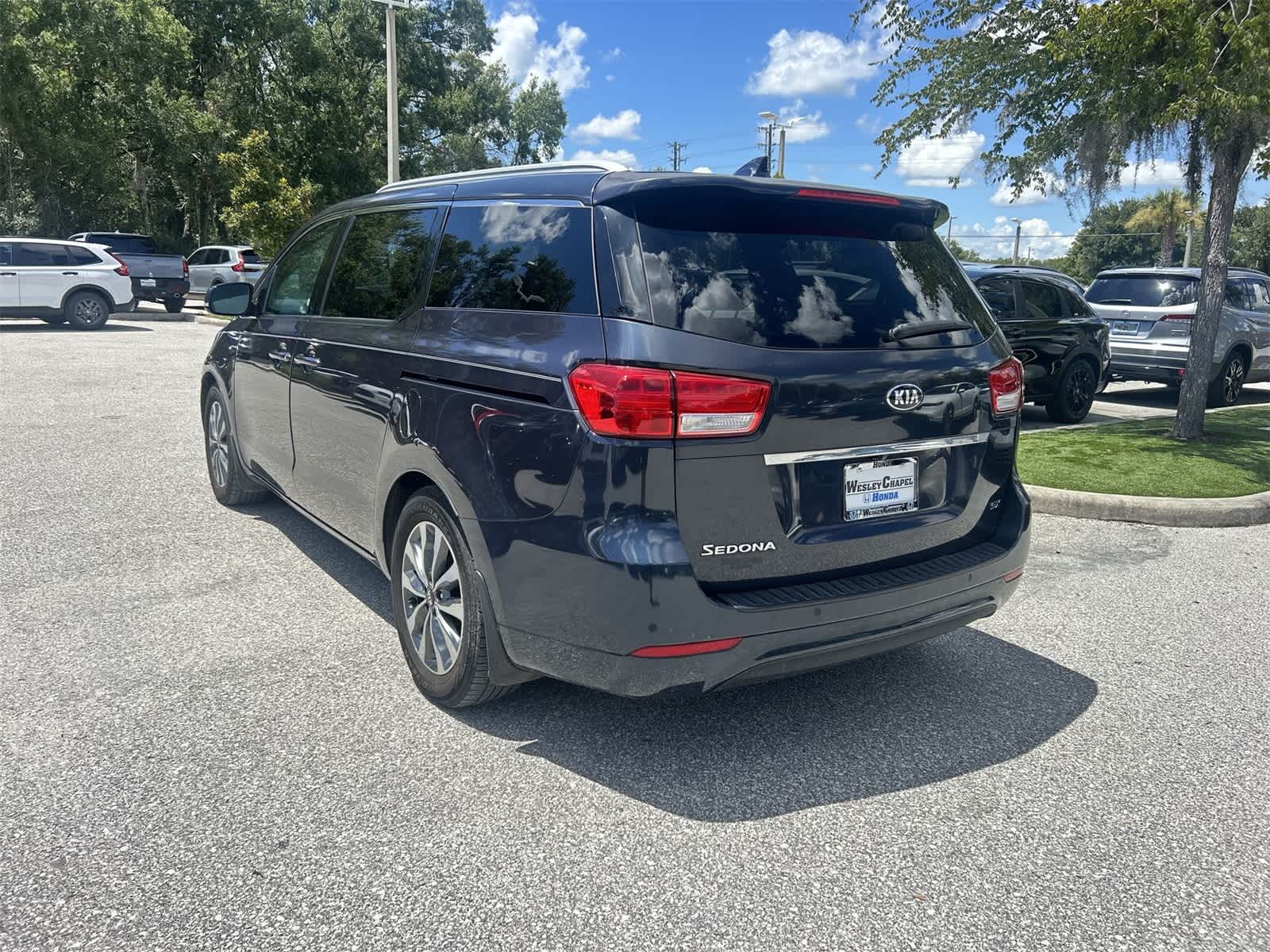 Thumbnail: 2015 Kia Sedona - 4