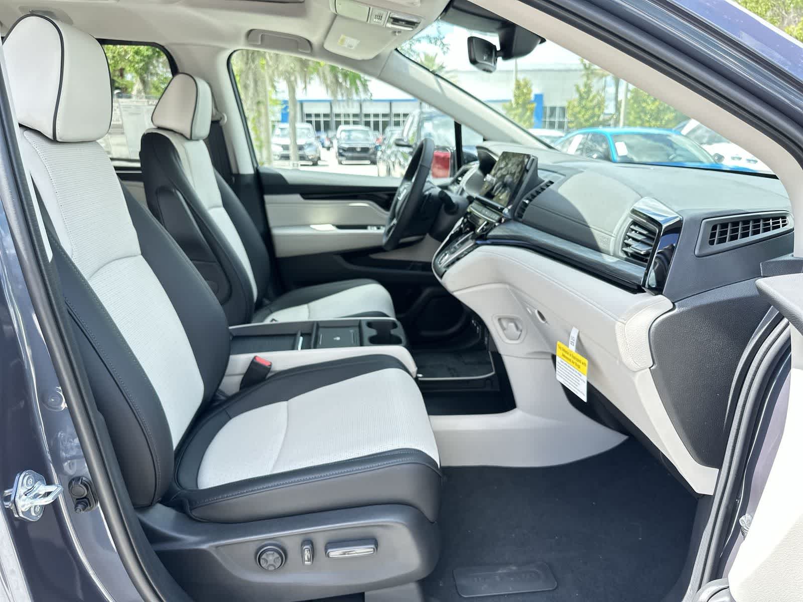 Thumbnail: 2026 Honda Odyssey - 17