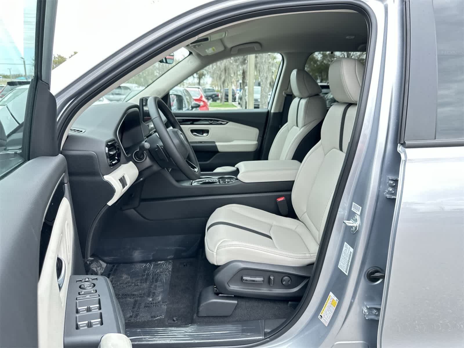 Thumbnail: 2026 Honda Pilot - 2