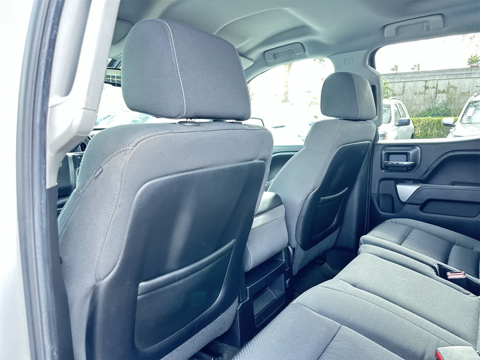 Thumbnail: 2015 Chevrolet Silverado 1500 - 14