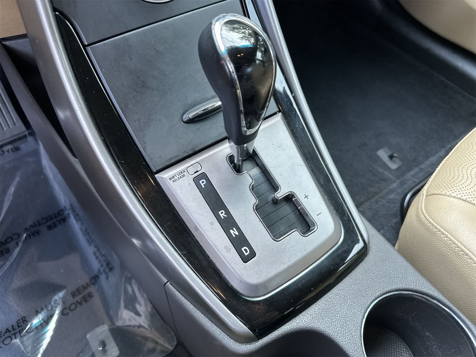Thumbnail: 2013 Hyundai Elantra - 20