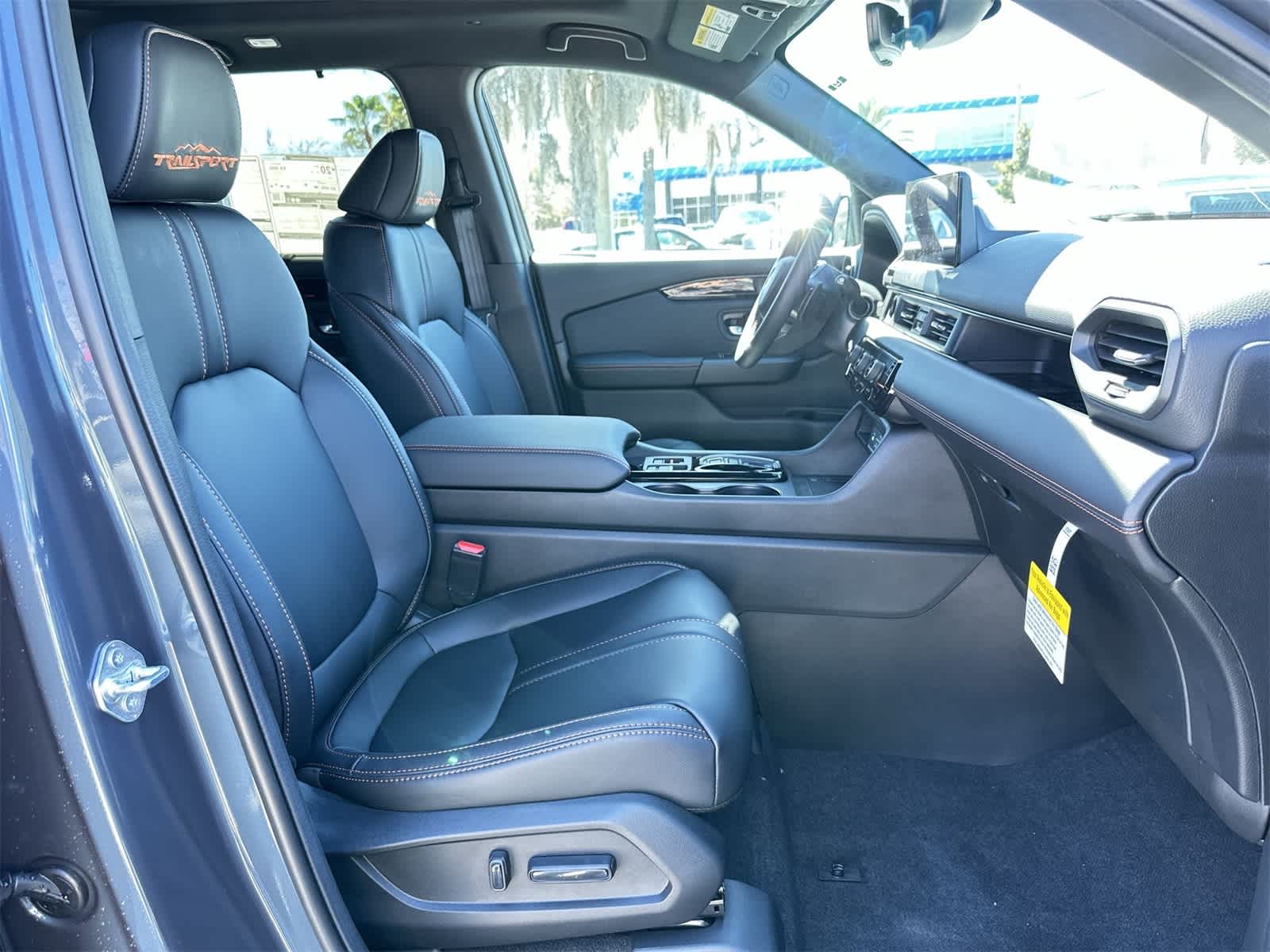 Thumbnail: 2026 Honda Pilot - 17