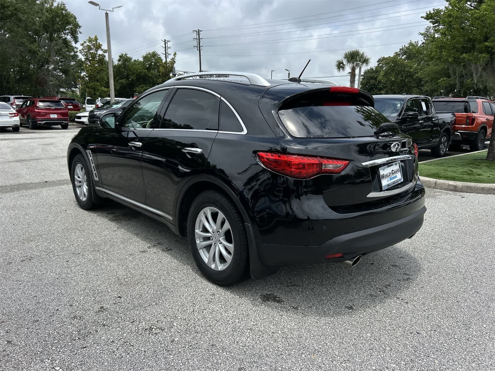 Thumbnail: 2010 INFINITI FX35 - 4