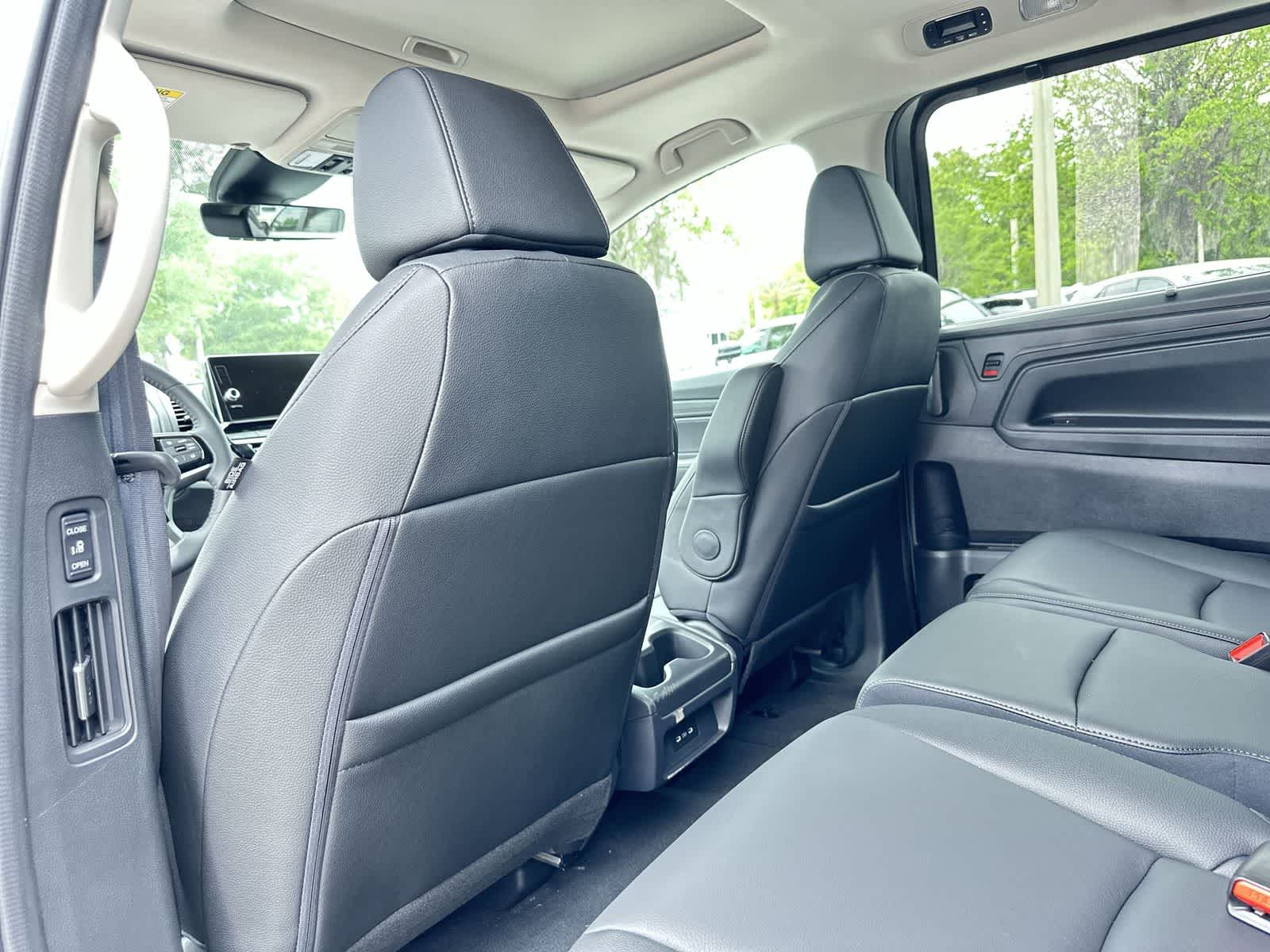 Thumbnail: 2026 Honda Odyssey - 16