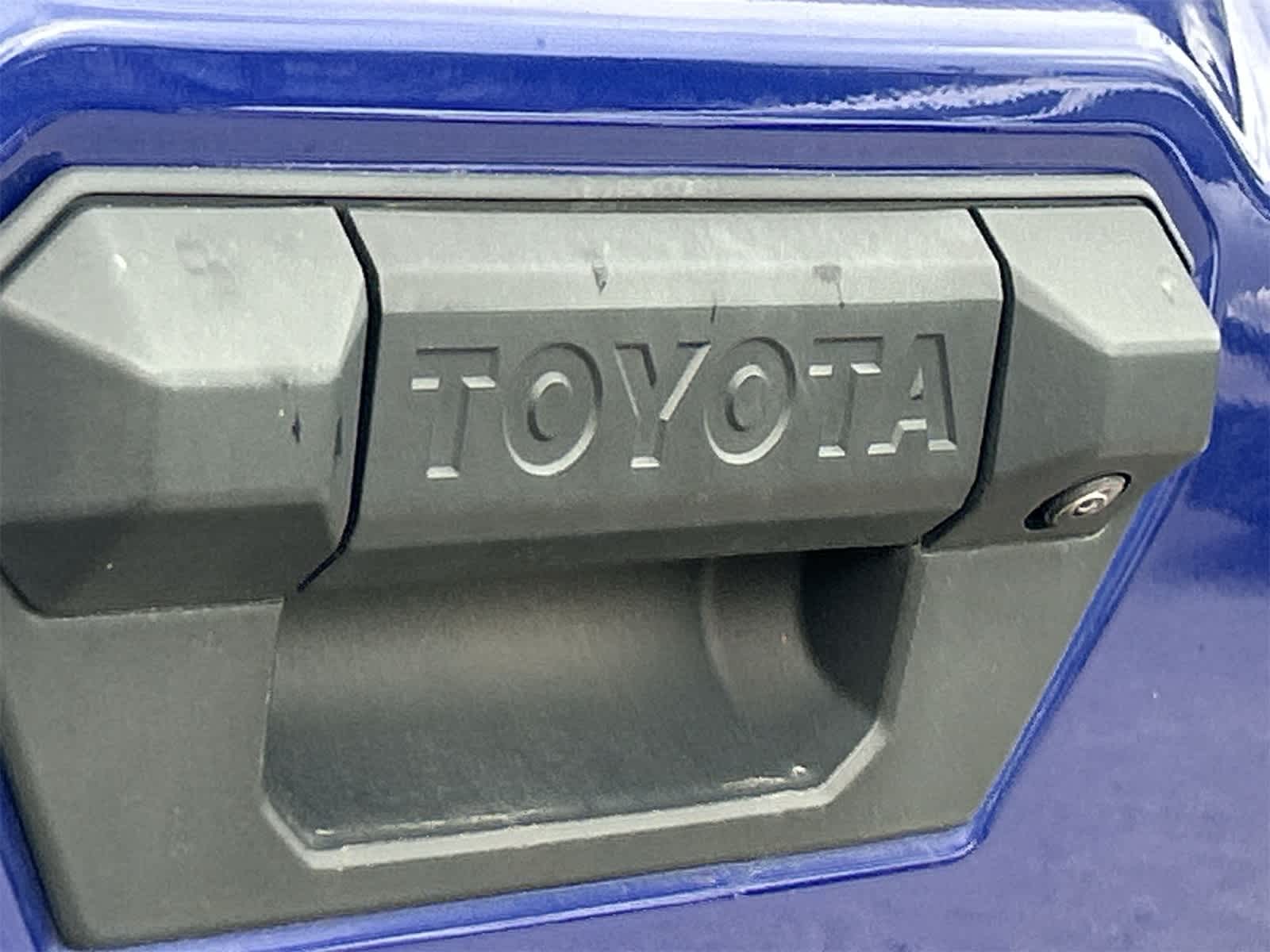 2024 Toyota Tacoma SR5 10
