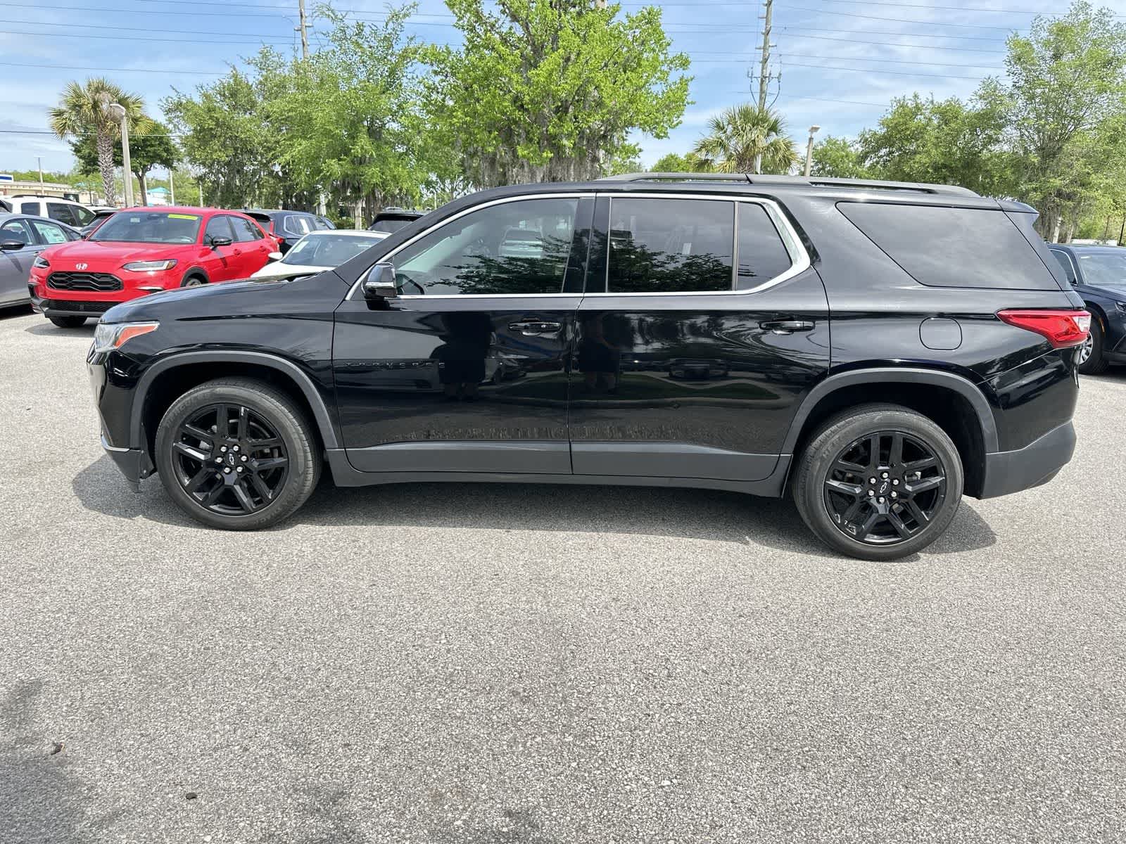 Thumbnail: 2019 Chevrolet Traverse - 3