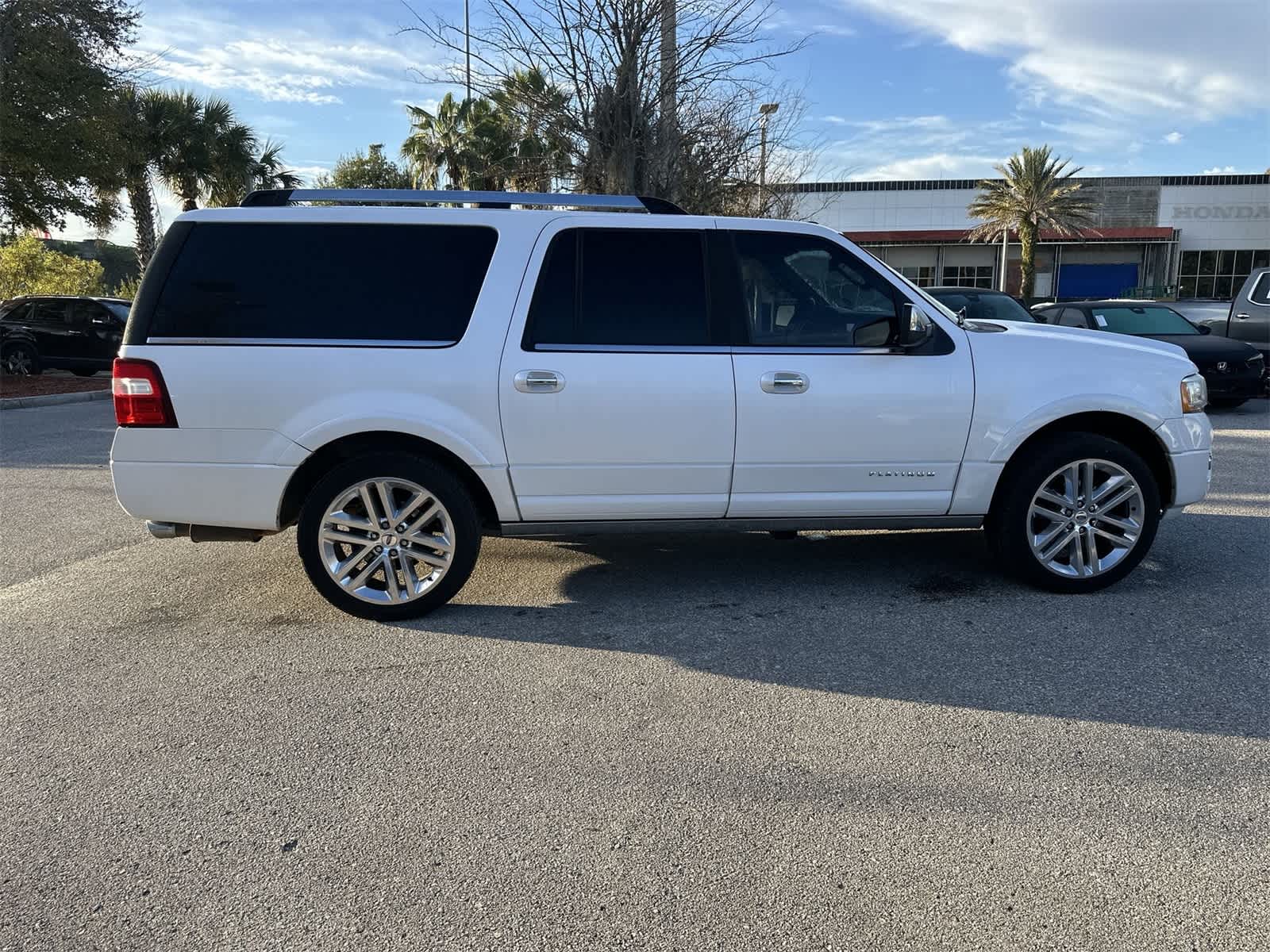 Thumbnail: 2017 Ford Expedition EL - 6