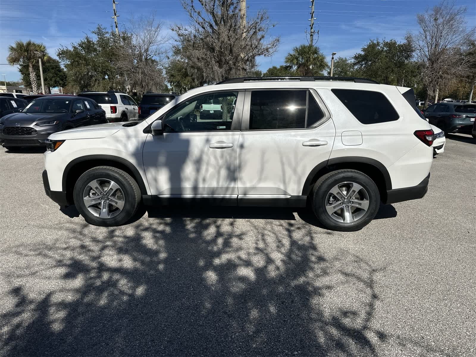 Thumbnail: 2026 Honda Pilot - 3