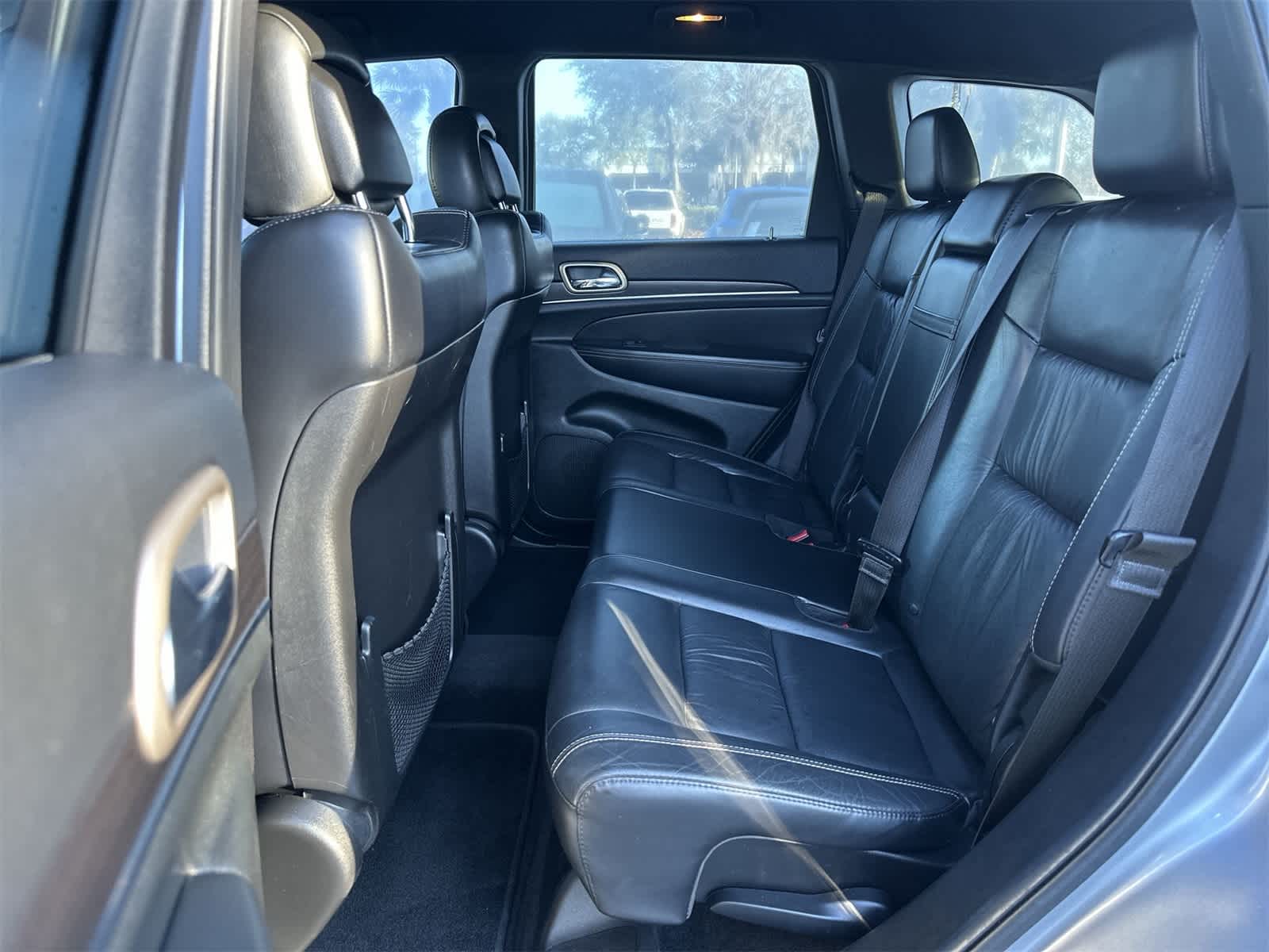 Thumbnail: 2014 Jeep Grand Cherokee - 14