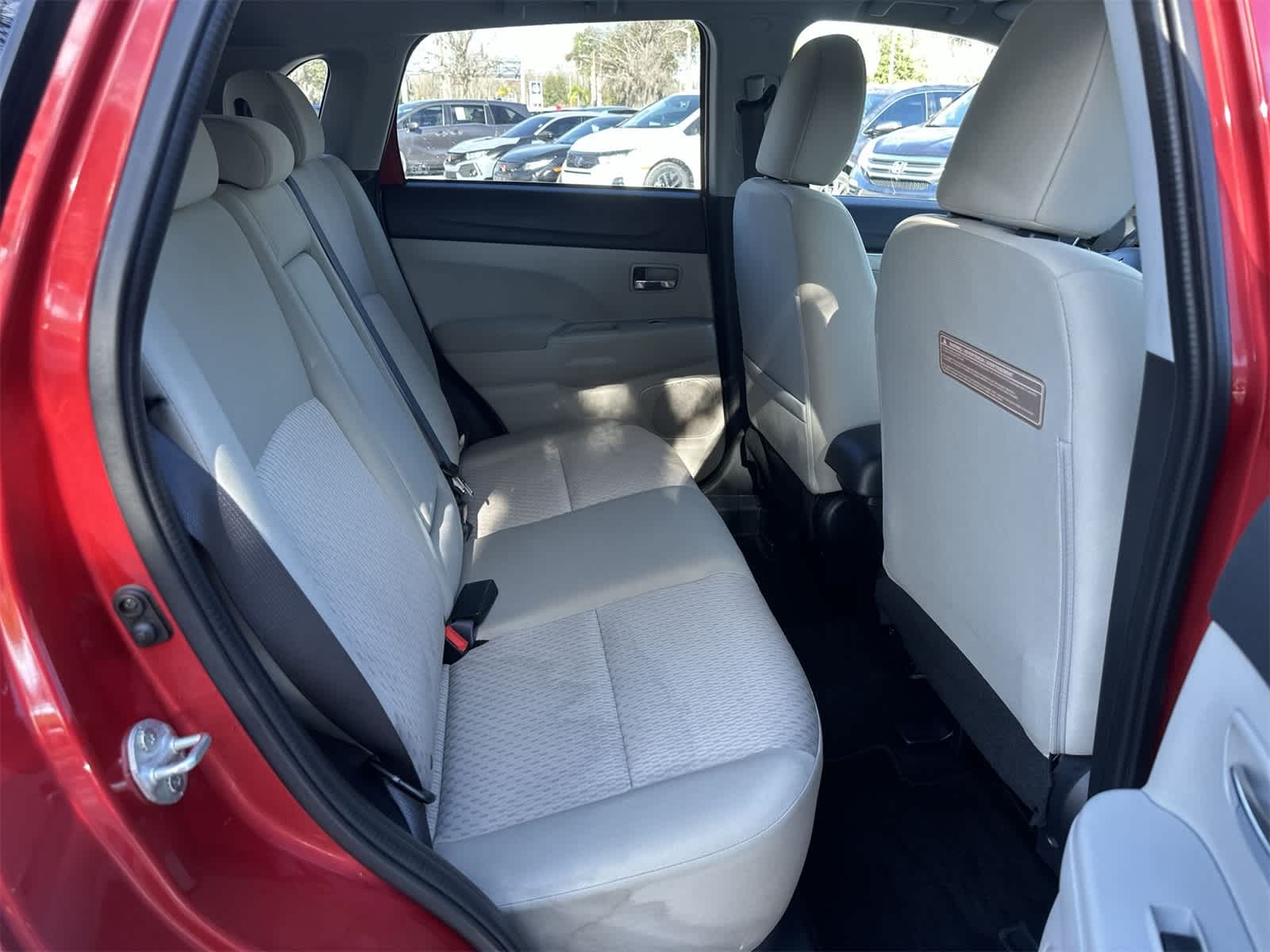 Thumbnail: 2017 Mitsubishi Outlander Sport - 16