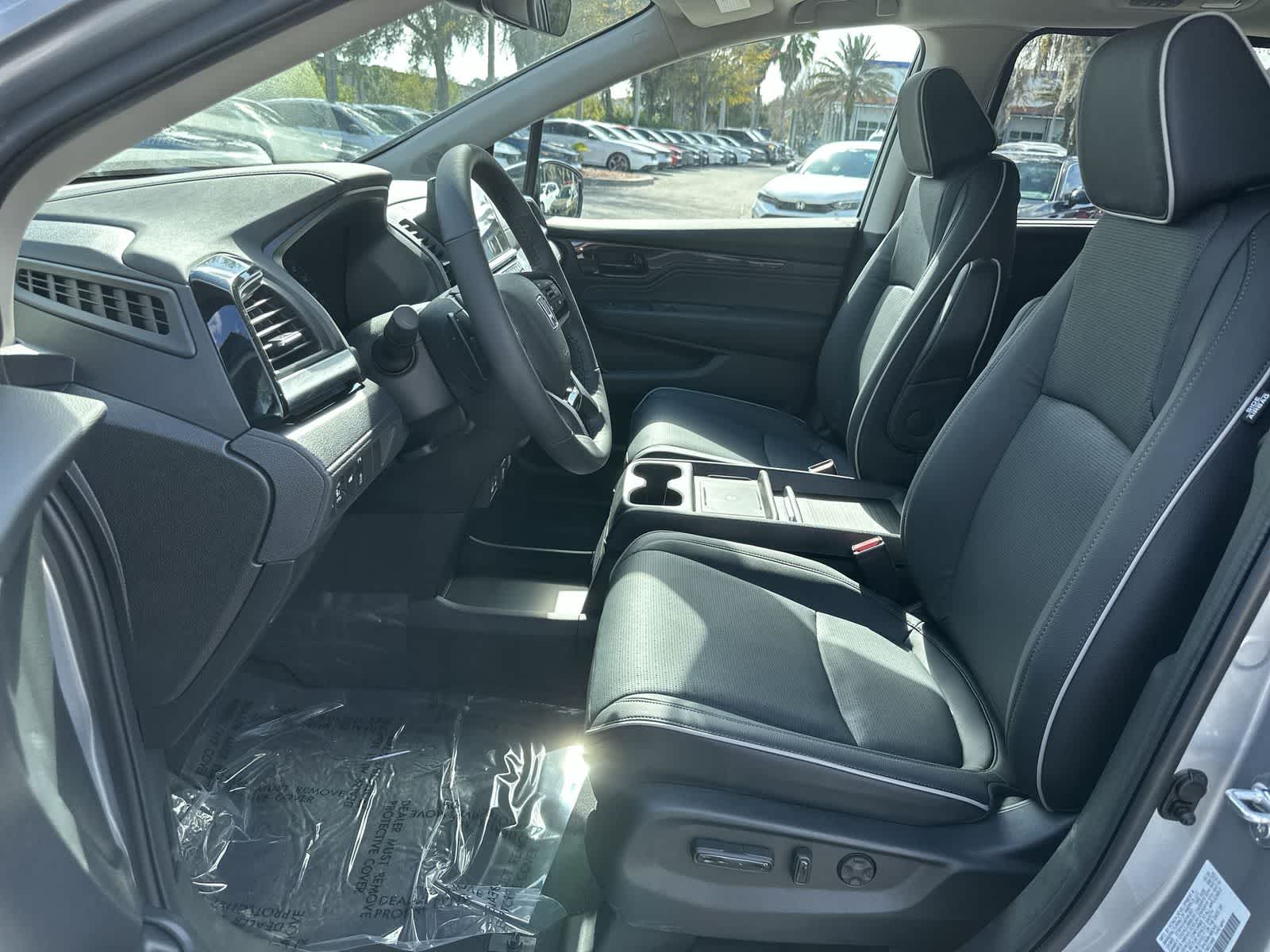 Thumbnail: 2026 Honda Odyssey - 13