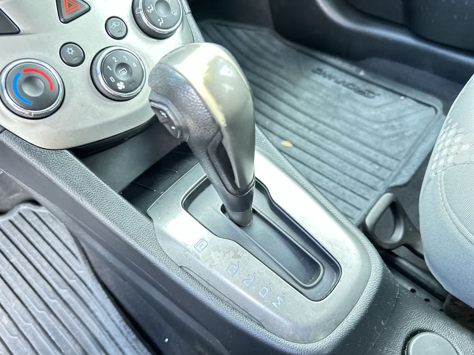 Thumbnail: 2014 Chevrolet Sonic - 20