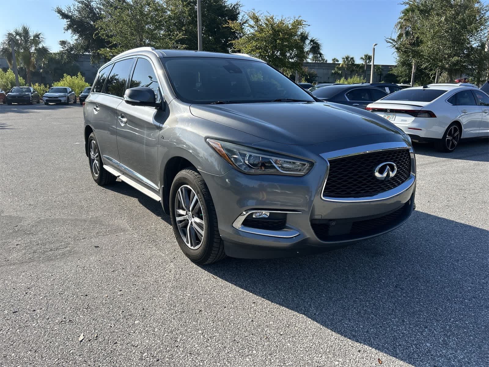 Thumbnail: 2019 INFINITI QX60 - 8
