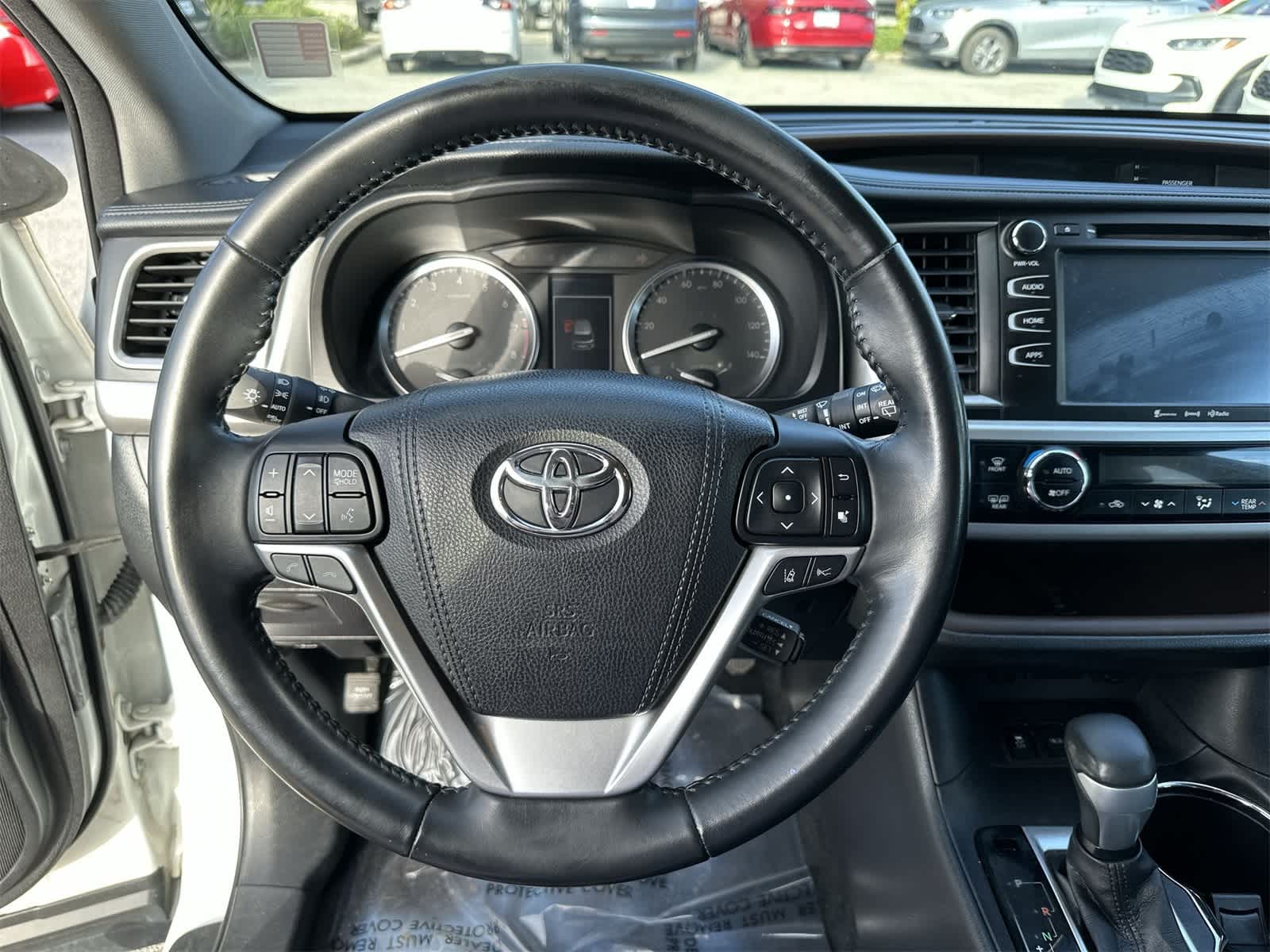 Thumbnail: 2017 Toyota Highlander - 18