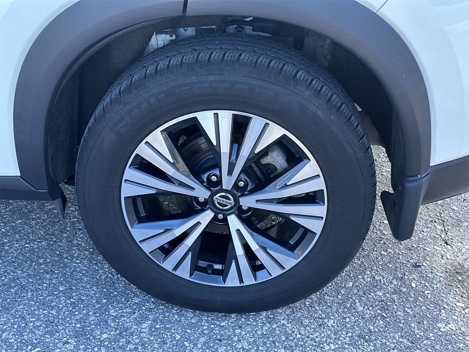 Thumbnail: 2021 Nissan Rogue - 12