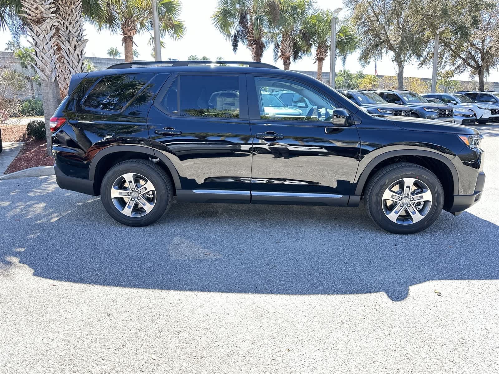 Thumbnail: 2026 Honda Pilot - 7