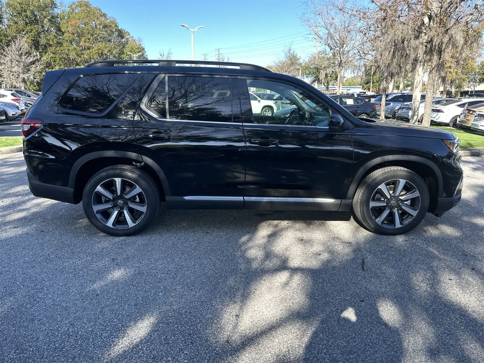 Thumbnail: 2025 Honda Pilot - 7