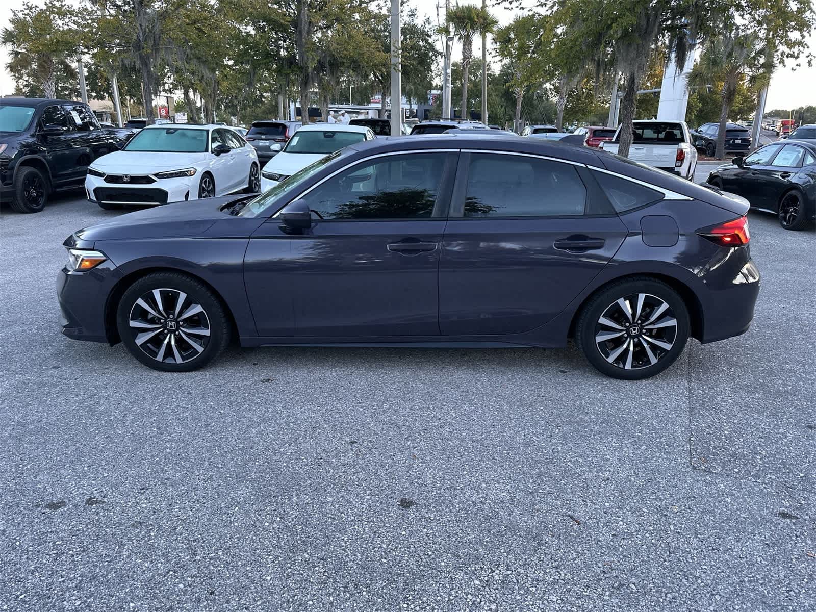 Thumbnail: 2024 Honda Civic - 3