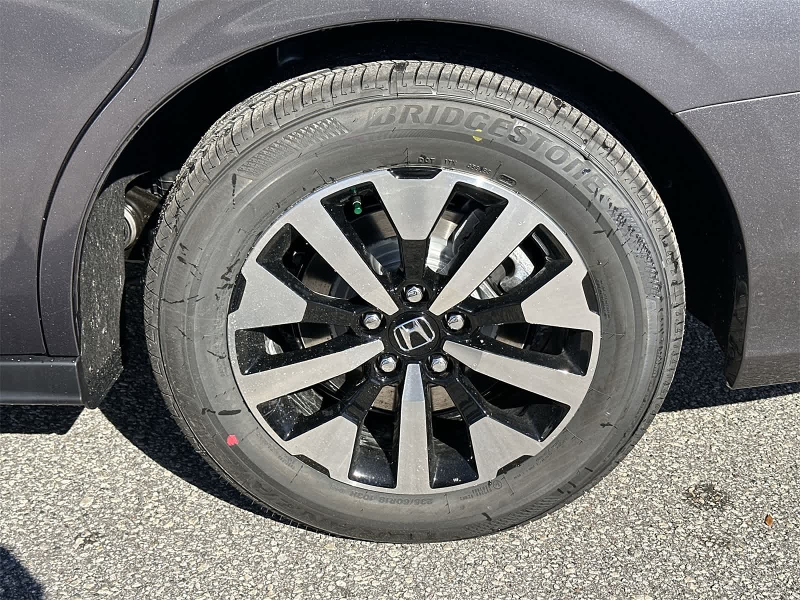 Thumbnail: 2026 Honda Odyssey - 12