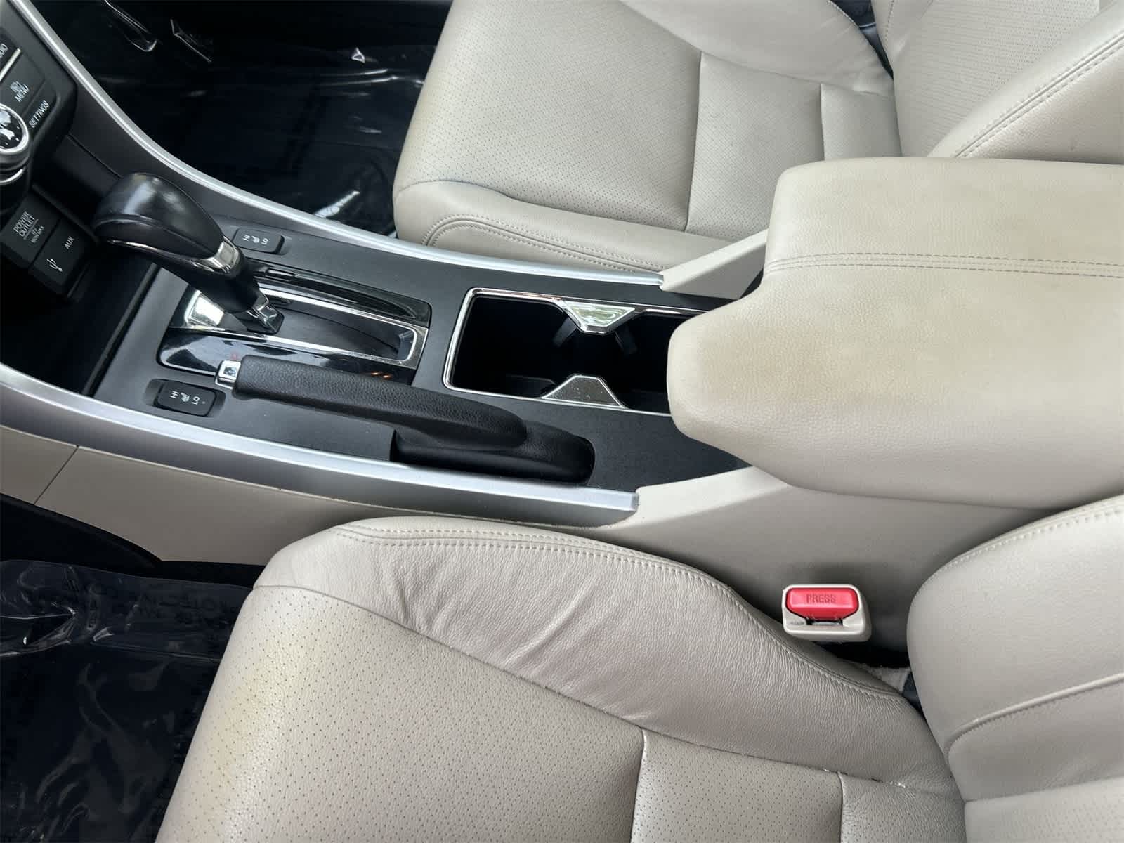 Thumbnail: 2015 Honda Accord - 18