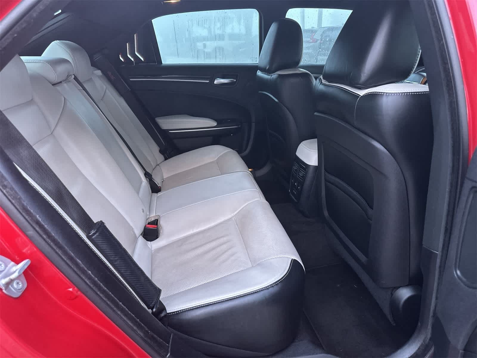 Thumbnail: 2017 Chrysler 300 - 16