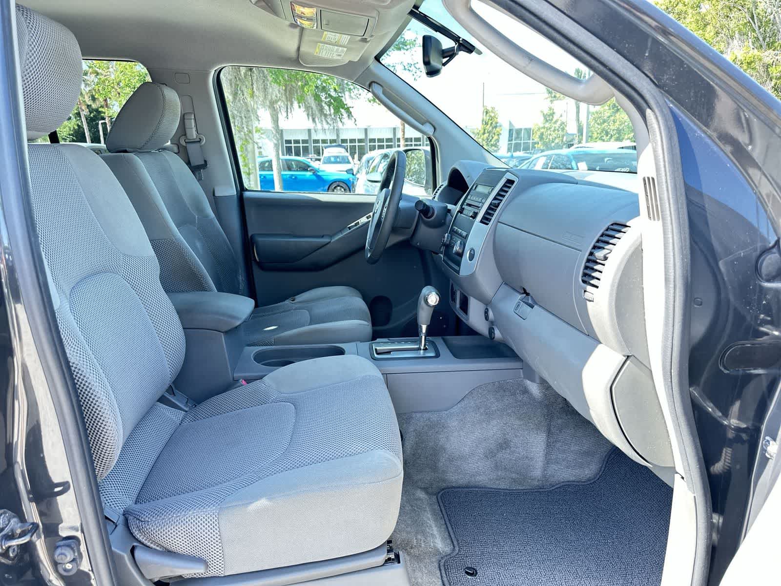 Thumbnail: 2011 Nissan Frontier - 17