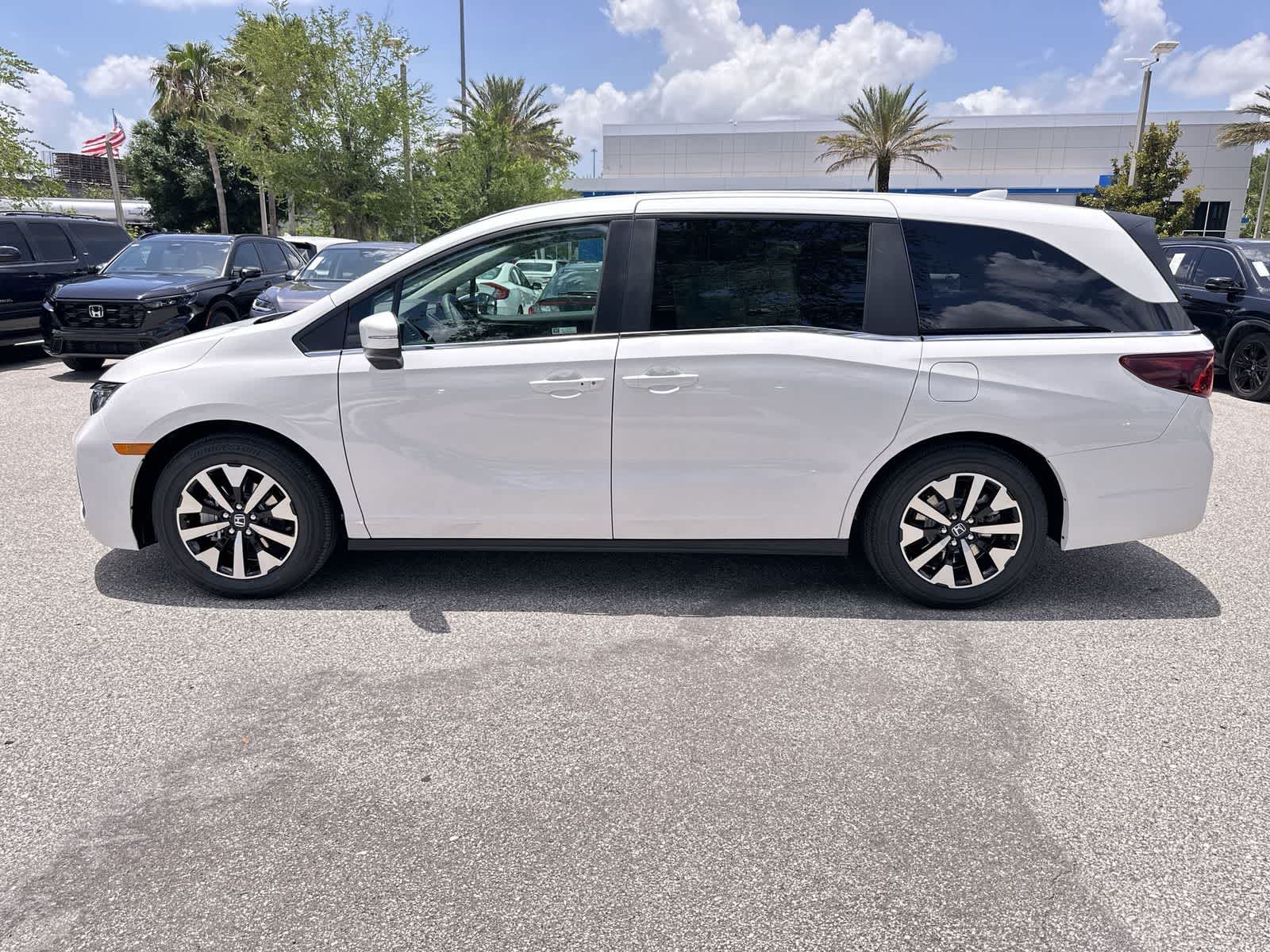Thumbnail: 2026 Honda Odyssey - 3