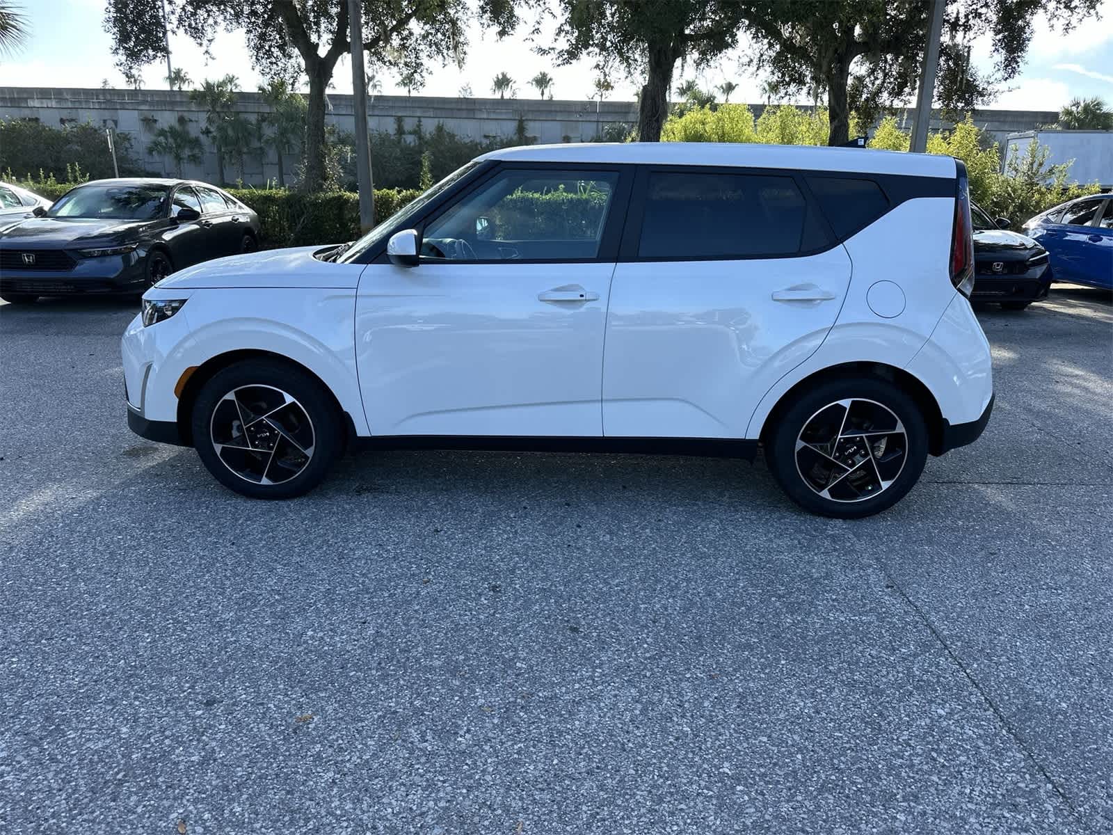 Thumbnail: 2025 Kia Soul - 3