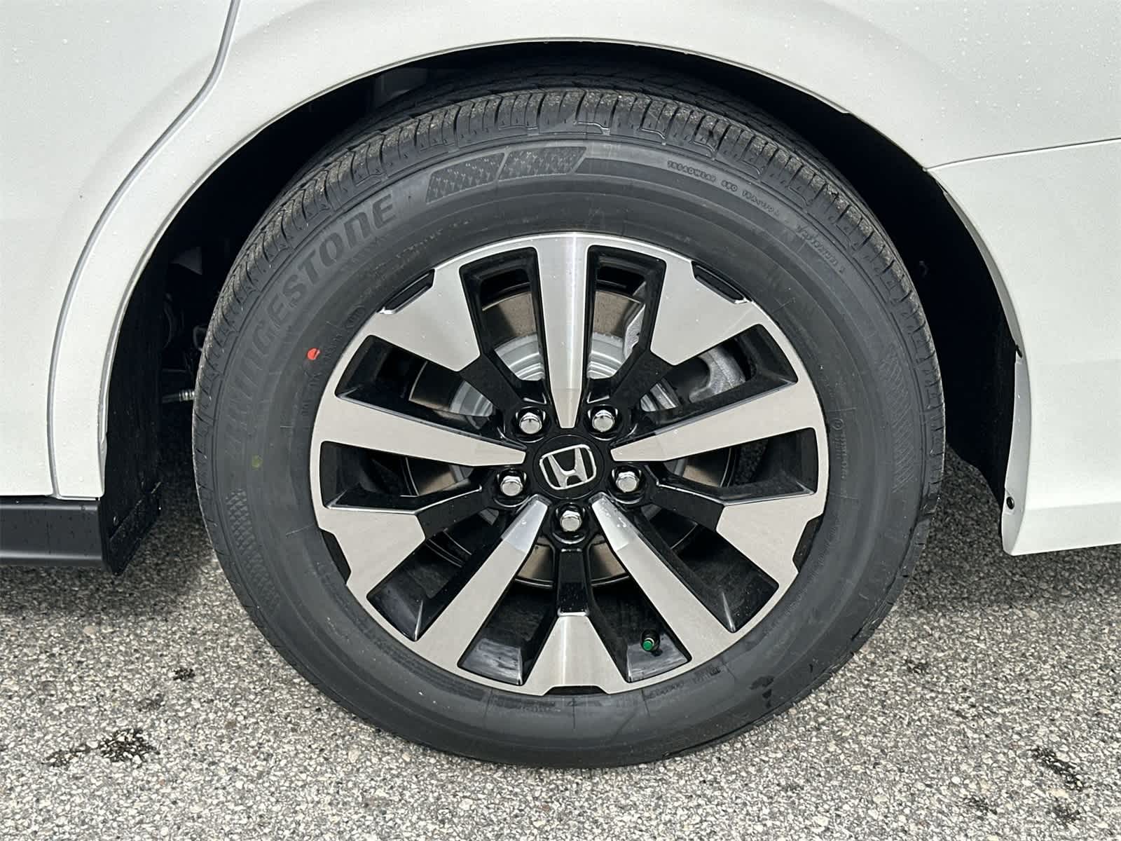 Thumbnail: 2026 Honda Odyssey - 12