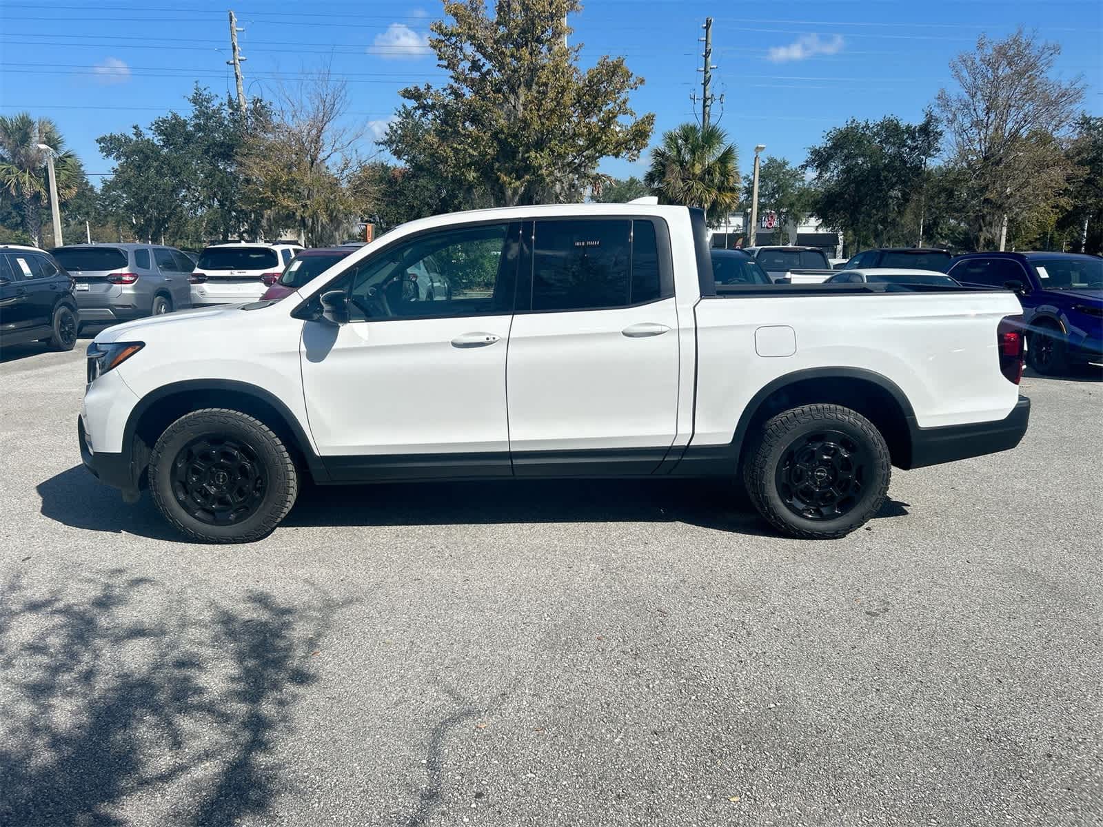 Thumbnail: 2025 Honda Ridgeline - 3