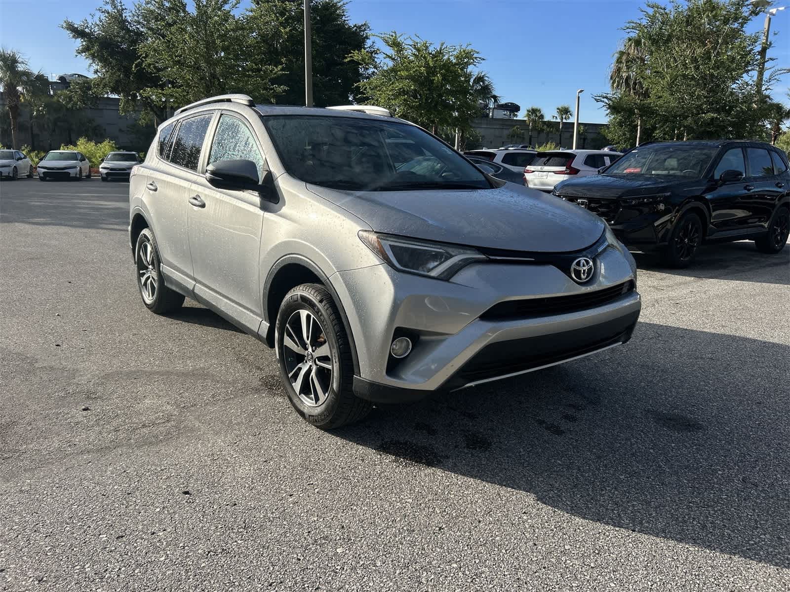 2016 Toyota RAV4 XLE 7