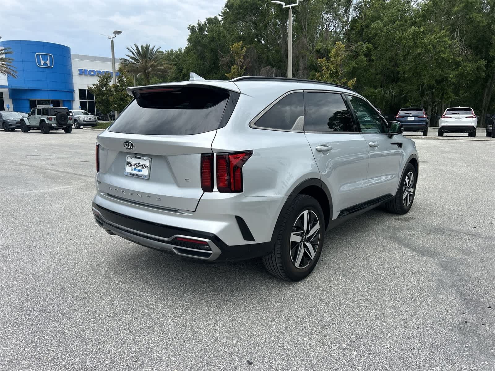 2021 Kia Sorento S 6