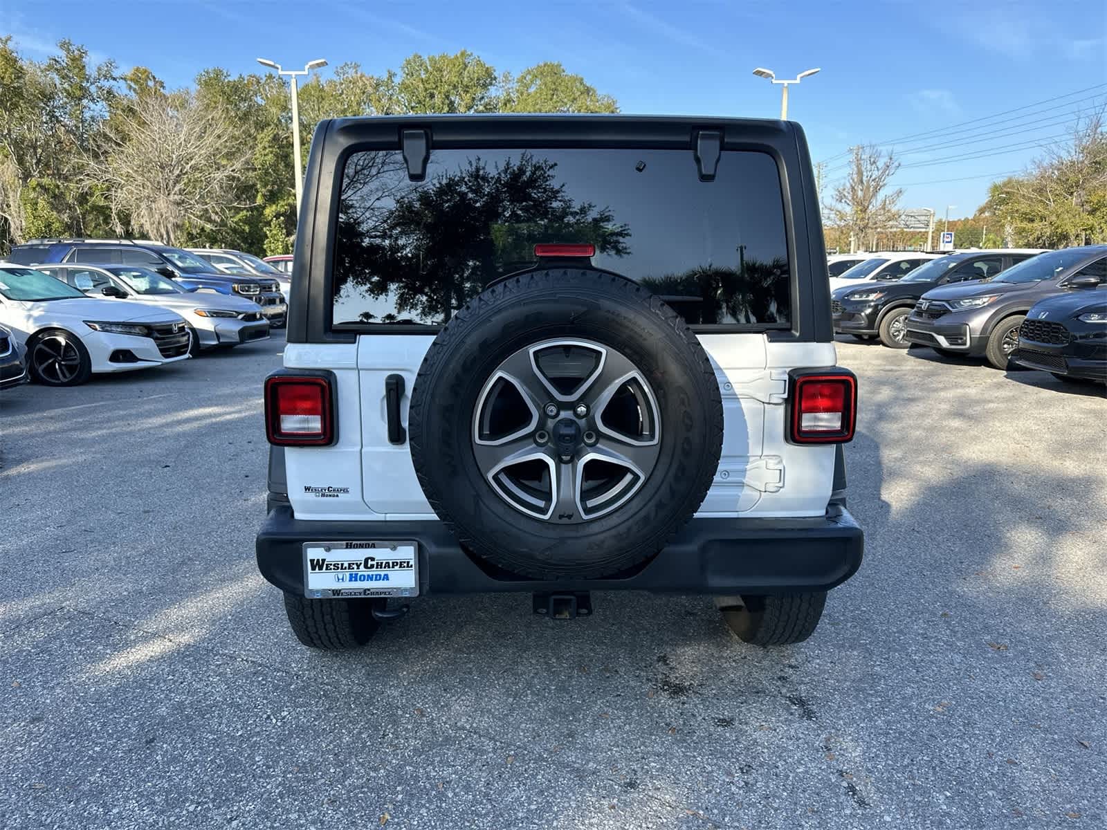 Thumbnail: 2022 Jeep Wrangler - 5