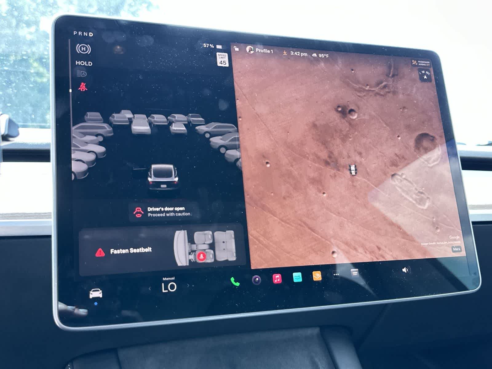 Thumbnail: 2022 Tesla Model 3 - 21