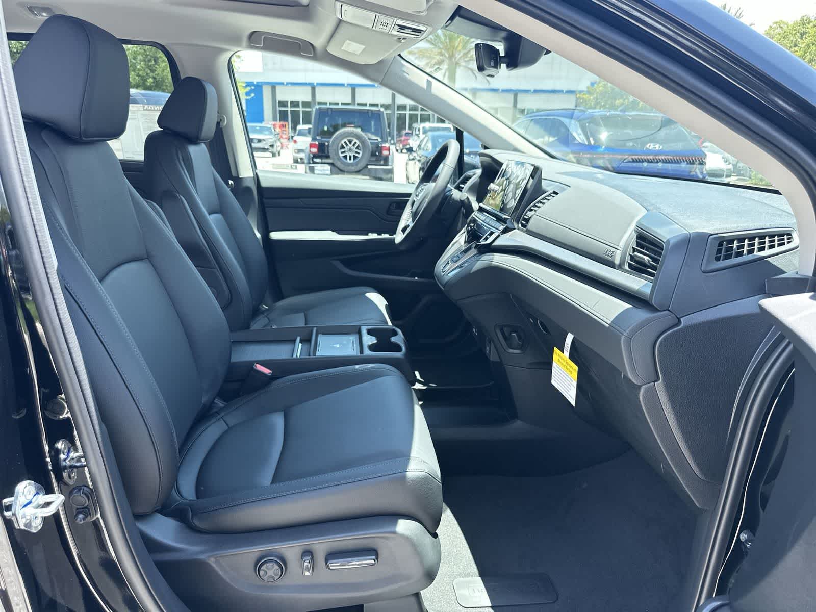 Thumbnail: 2026 Honda Odyssey - 17