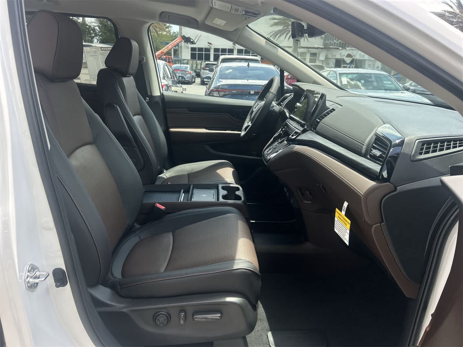 Thumbnail: 2026 Honda Odyssey - 17