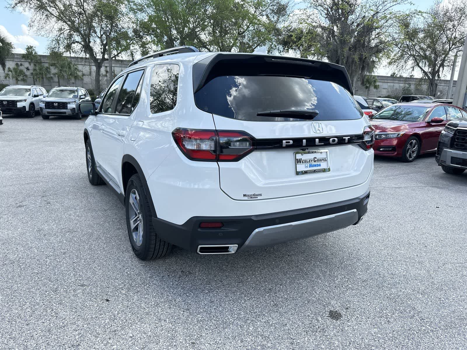 Thumbnail: 2026 Honda Pilot - 4
