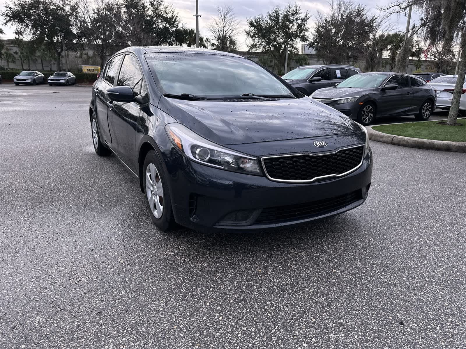 Thumbnail: 2018 Kia Forte - 8