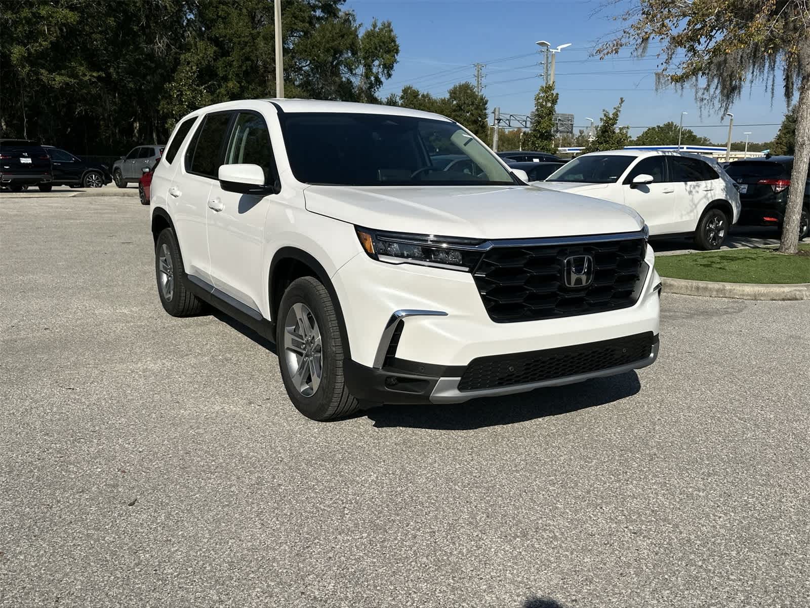 Thumbnail: 2025 Honda Pilot - 8