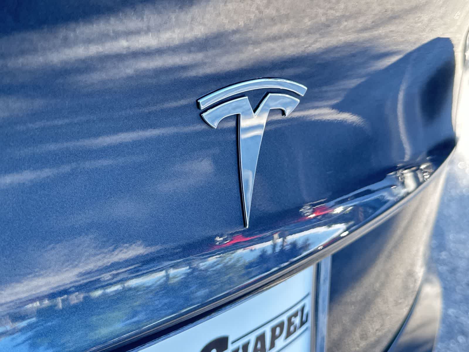 Thumbnail: 2023 Tesla Model 3 - 10