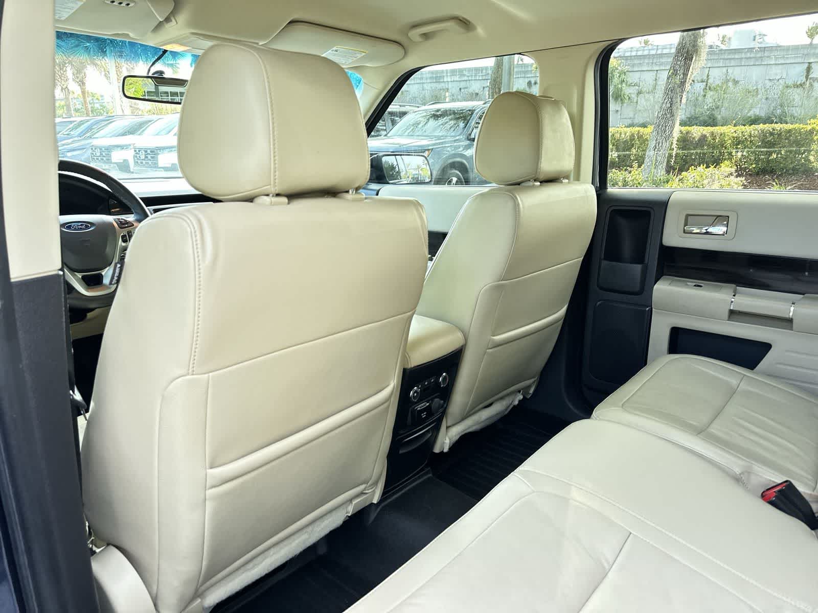 Thumbnail: 2017 Ford Flex - 13