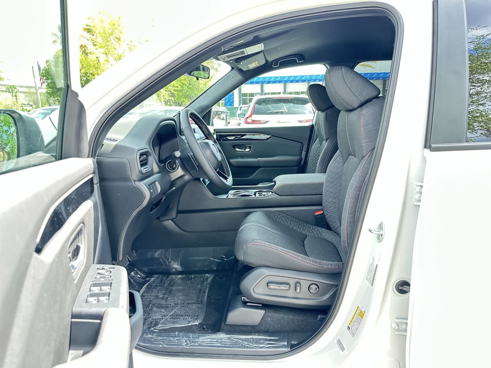 Thumbnail: 2026 Honda Pilot - 2