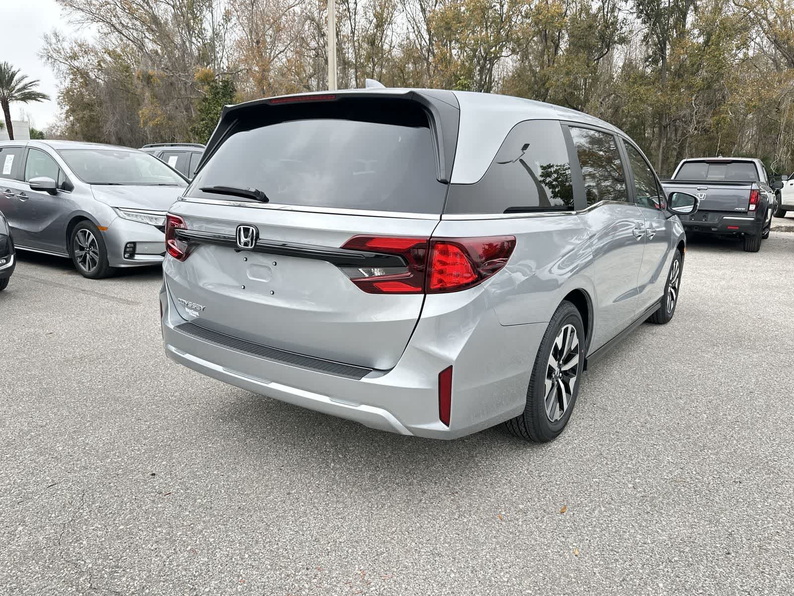 Thumbnail: 2026 Honda Odyssey - 6