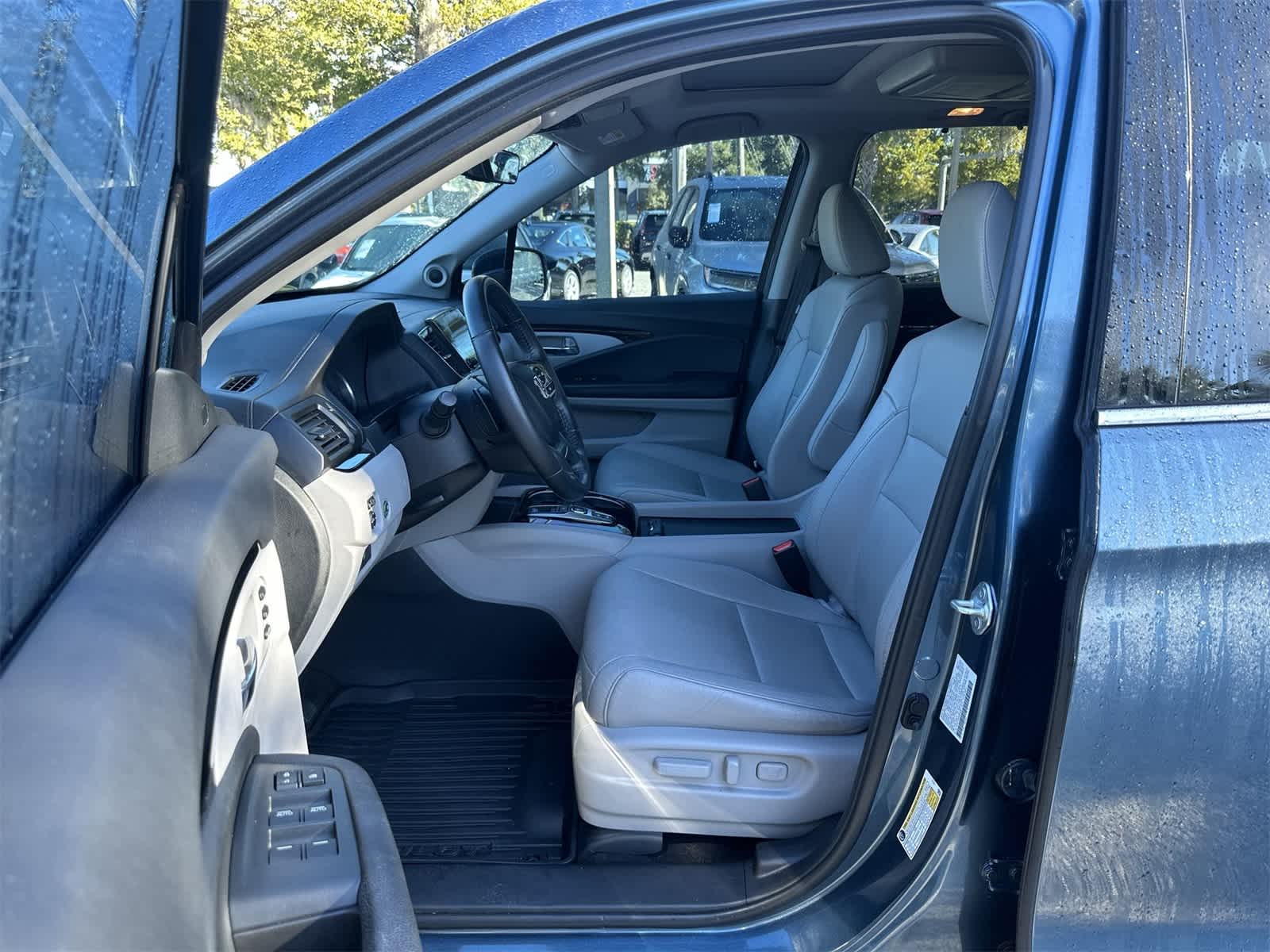 Thumbnail: 2022 Honda Pilot - 2